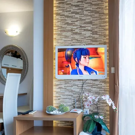 Apartment Mon Tour