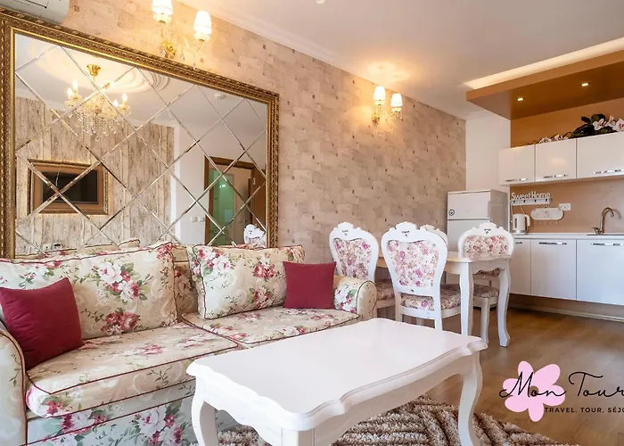 Mon Tour Σάνι Μπιτς