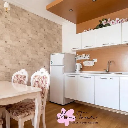 Mon Tour * Slantchev Briag