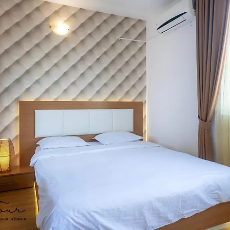 Mon Tour Apartament *